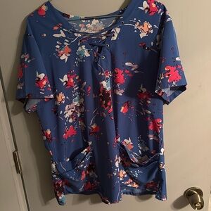 Easy stretch butter soft scrub top still